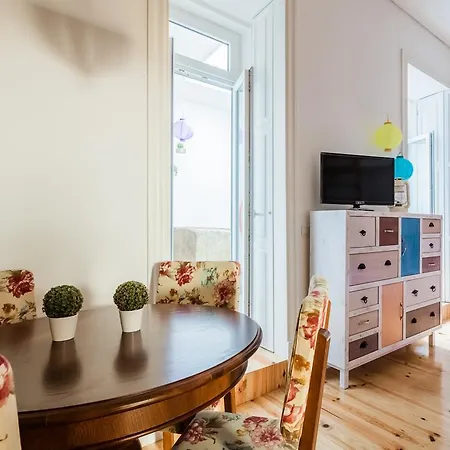 Viva Almada Flats بورتو