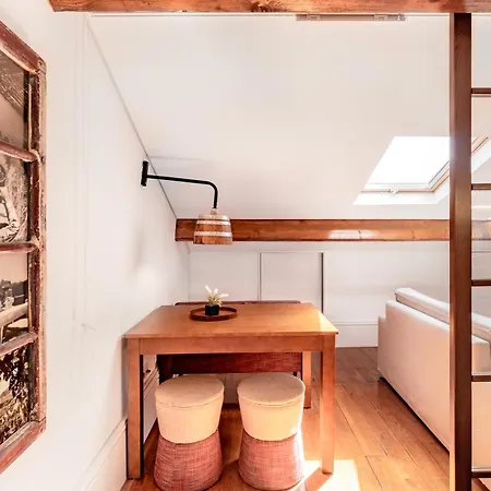 Viva Almada Flats Apartment