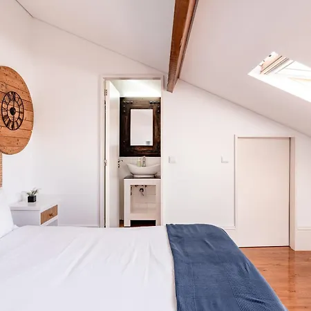 Viva Almada Flats Apartman